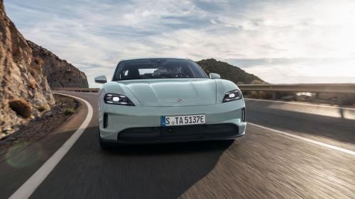 Porsche Taycan 2024 2