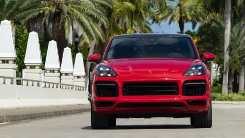 Porsche Cayenne 2021
