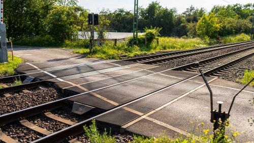 Railroad crossing 2