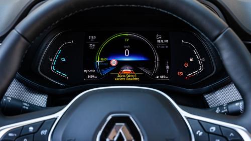 Renault Arkana E-TECH Hybrid 8