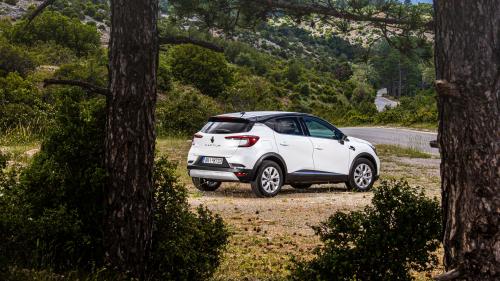 Renault Captur 1.3 TCe 140 MHEV EDC 10