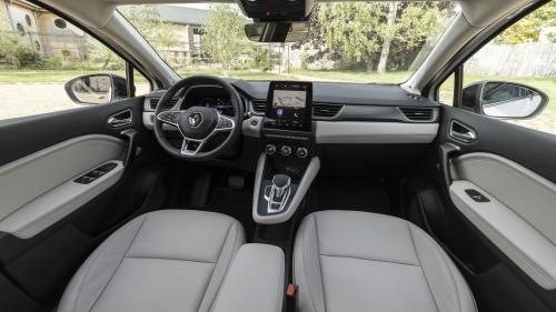 Renault Captur Hybrid E-Tense 145 3