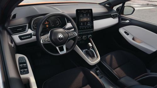 Renault Clio X-Tronic Interior