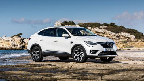 Renault E-TECH Hybrid 4