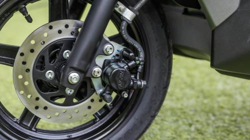 Suzuki Avenis 125 5
