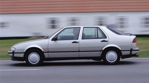 Saab 9000 2