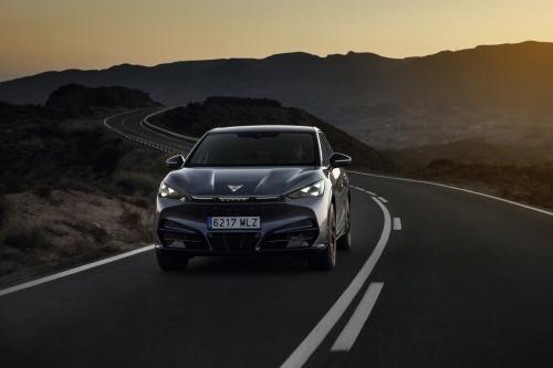 CUPRA TAVASCAN 8
