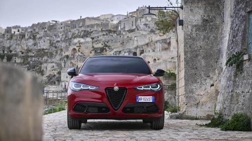 Alfa Romeo Stelvio Tributo Italiano