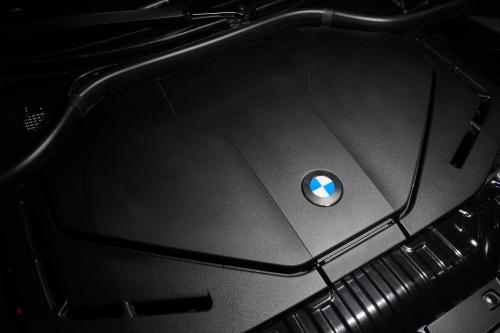 BMW iX5