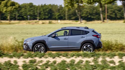 Subaru Crosstrek 2.0 e-Boxer 2024 4