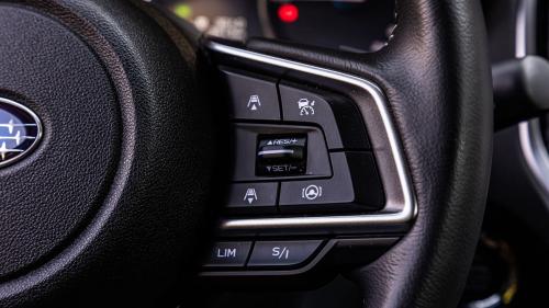 Subaru Forester e-Boxer 2023 13