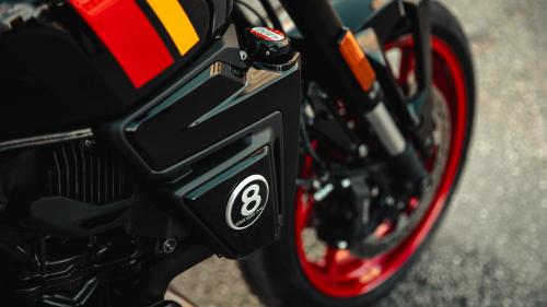 Suzuki GSX-8T