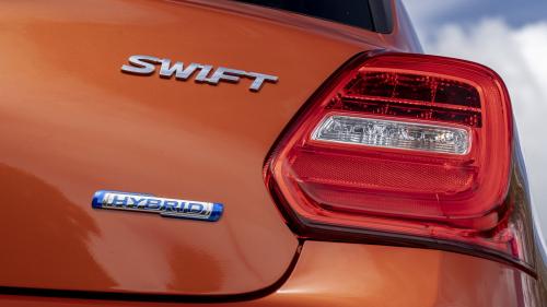 Suzuki Swift Hybrid 4