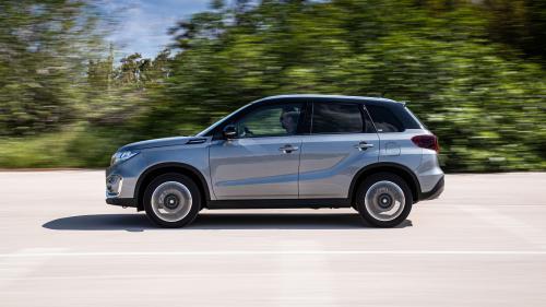 Suzuki Vitara Hybrid 2023 4