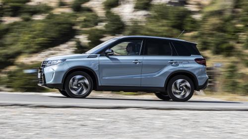 Suzuki Vitara Hybrid 2024 3