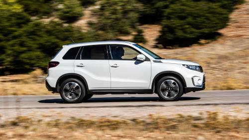Suzuki Vitara Hybrid 3
