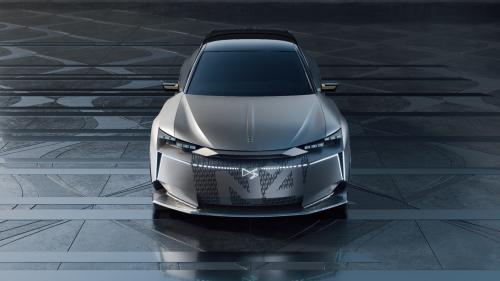 TAYLOR MADE N°4 CONCEPT