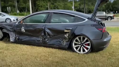 Tesla Model 3 Crash 2