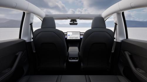 Tesla Model Y Long Range RWD 3