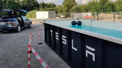 Tesla Super Pool 2