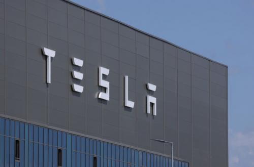 Tesla GIga Water Loop