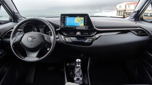 Toyota C-HR gen1 5