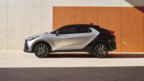 Toyota C-HR 2023 2