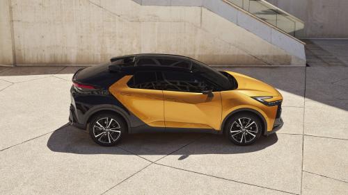 Toyota C-HR 2023 2