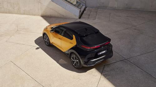 Toyota C-HR 2023 4