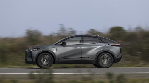 Toyota C-HR+