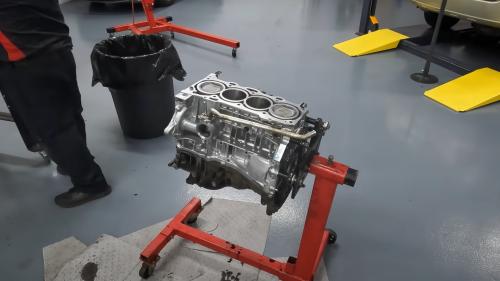Toyota Camry 300.000 miles engine 4