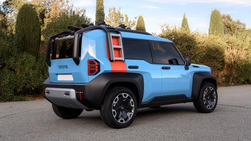 toyota cruiser ev