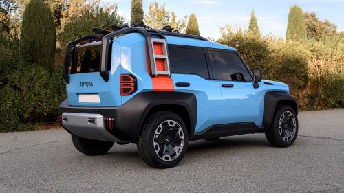 Toyota Compact Cruiser EV 4