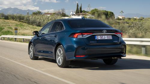 Toyota Corolla Sedan