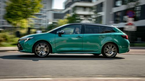 Toyota Corolla Touring Sports 1