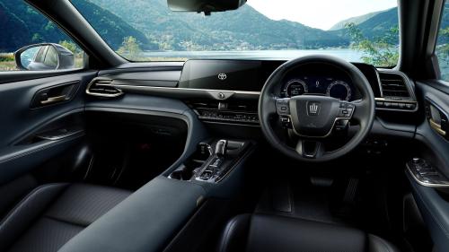 Toyota Crown Estate RS PHEV 2