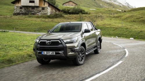 Toyota Hilux 7