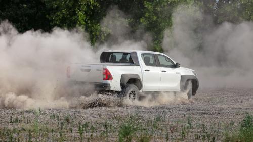 Toyota Hilux GR Sport Double Cab 2