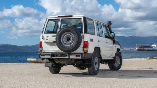 Toyota Land Cruiser 70 Series