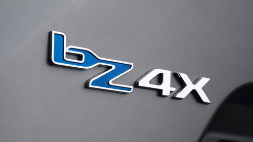 Toyota bZ4X 2023 10