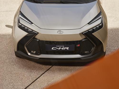 toyota c-hr 2024