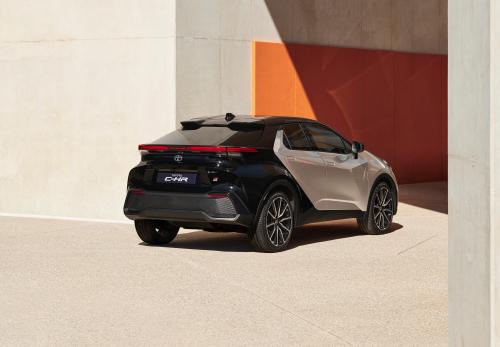 toyota c-hr 2024