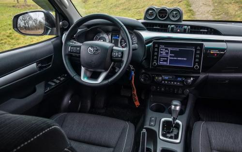 Toyota Hilux c