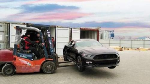 Ukraine port cars