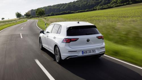 VW Golf 2024 2