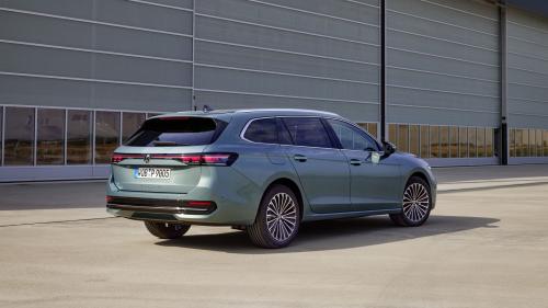 Volkswagen Passat 2024 2