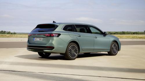 Volkswagen Passat 2024 7