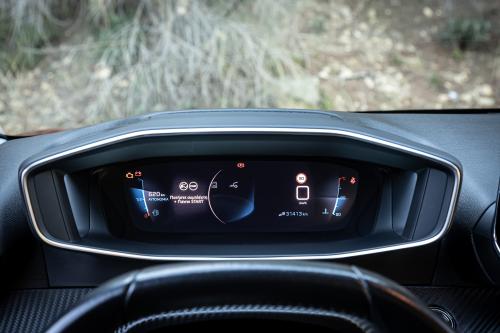 Volkswagen Polo vs Peugeot 208