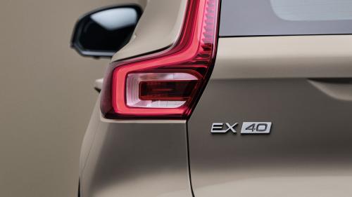 Volvo EX40 3