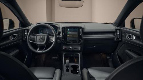 Volvo EX40 6